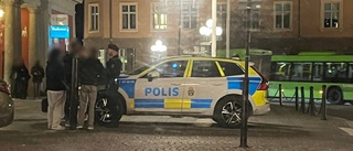 Polisinsats på tågstationen   