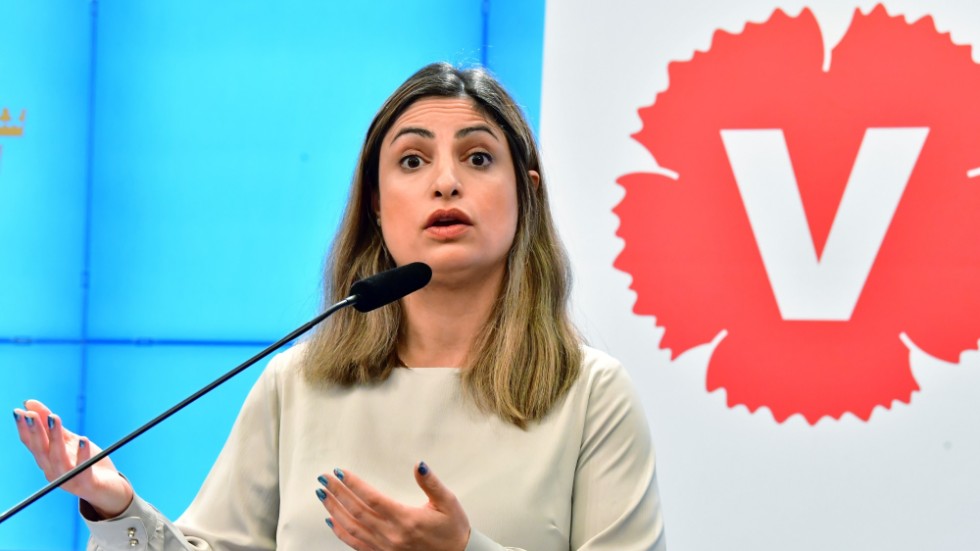 Vi i är nu väldigt glada över att kunna presentera förbättringar för de sämst ställda pensionärerna, skriver Patrik Renfors, gruppledare Vänsterpartiet Oxelösund, Tommy Fogelberg, gruppledare Vänsterpartiet Trosa.
På bilden: Vänsterpartiets partiledare Nooshi Dadgostar.
