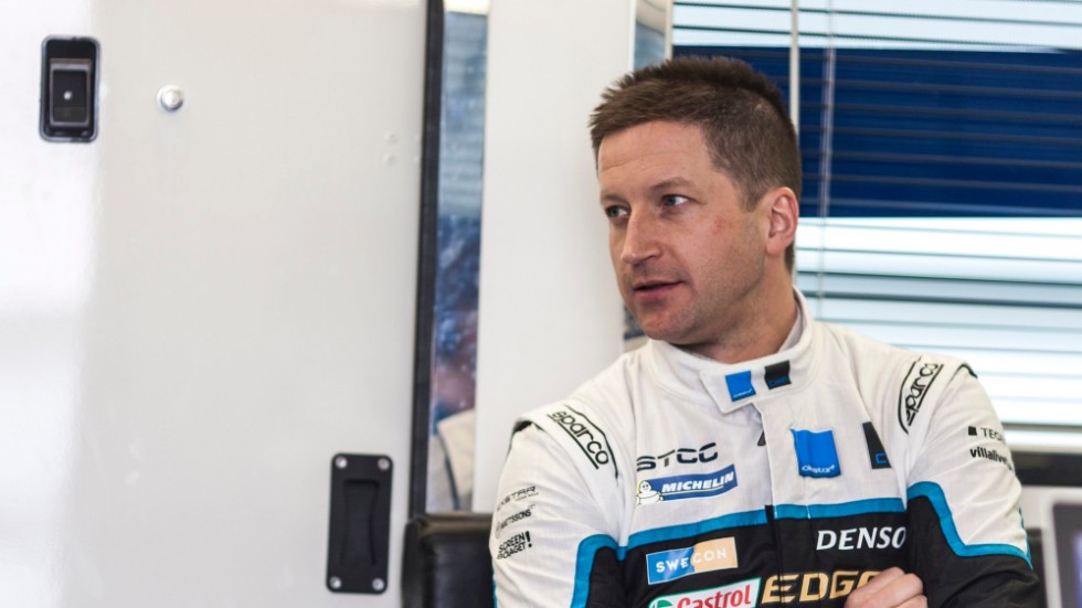 Redo för race. Men visst blir det en tuff utmaning för Robert Dahlgren – som senast han tävlade satt i en WTCC-bil. Foto: Daniel Ahlgren.