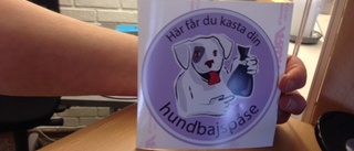 Fritt fram flagga för hundbajs