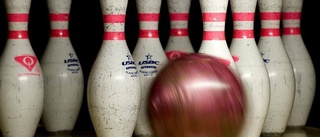 Bowlingkväll slutade med en högerkrok i ansiktet