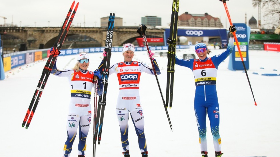 Maja Dahlqvist (mitten) vann sin fjärde raka sprintseger. Jonna Sundling (tv) blev tvåa i sin comeback efter skada och Anamaria Lampic trea.