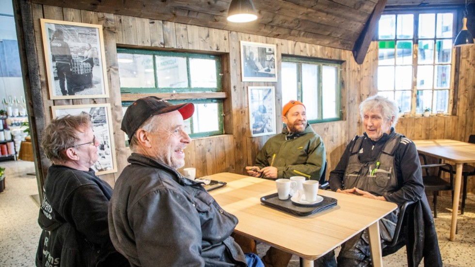 Rolf Ahlgren, Magnus Hedvall, Gustav Aldén och Hans Aldén vill inte att priset på semlor och kaffe ska stiga allt för mycket.