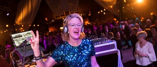 DJ Gloria är på ingång