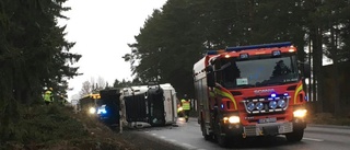 Väg måste grävas upp efter olyckan