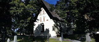 Skadegörelse på kyrkogård