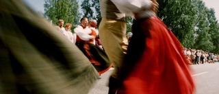 Tensta Folkdanslag i Hälsingehambon