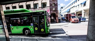 Ge pensionärerna gratis busskort