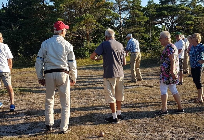 Medlemmar spelar boule