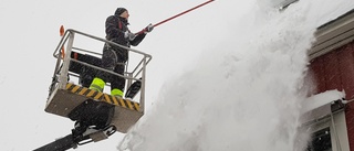 Farliga överhäng bildas snabbt i snöovädret