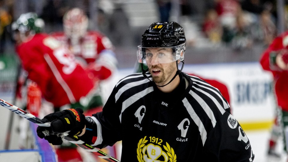 Anton Rödin har brutit handleden. Arkivbild.