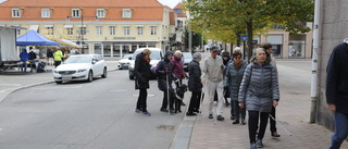 Synskadade undersökte framkomligheten i centrum