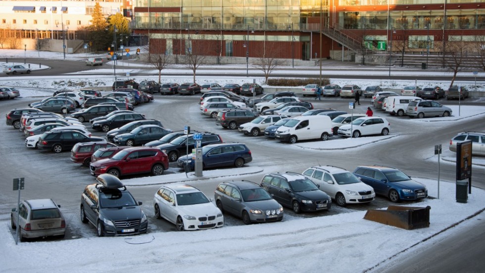Trekantens parkering föreslås bli torg, med ett underjordiskt parkeringsgarage. Det omdiskuterade förslaget är inte avfört än, det ska presenteras för kommunstyrelsen som fattar det slutliga beslutet.
