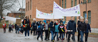 Eskelhemseleverna protesterade mot nedläggningsförslag