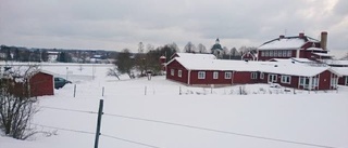 Föräldrar sågar planerna för huset