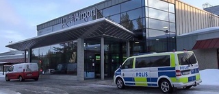 Polisen mörkar hotbild mot flygplatsen