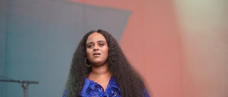 Recension: Coolt och mäktigt med Seinabo Sey 