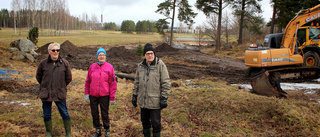 Golfklubben bygger grodhotell och våtmark