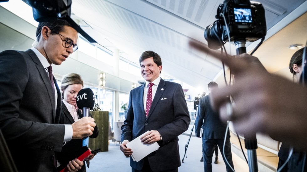 Andreas Norlén står återigen i händelsernas centrum i riksdagen. På tisdagen lämnade han Norrköping tidigt på morgonen.