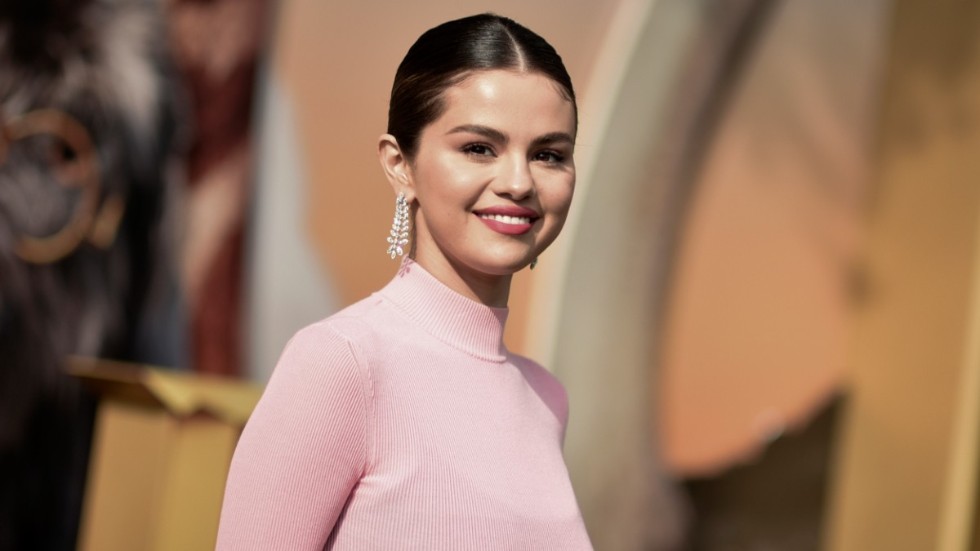 Selena Gomez spelar en av huvudrollerna i "Only murders in the building". Arkivbild.