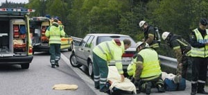 Timslånga bilköer på Europavägarna