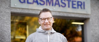 Mikael tar över Hasses glasmästeri – lyfter möjligheten att spara uppvärmningskostnader: "Folk vet inte om det"