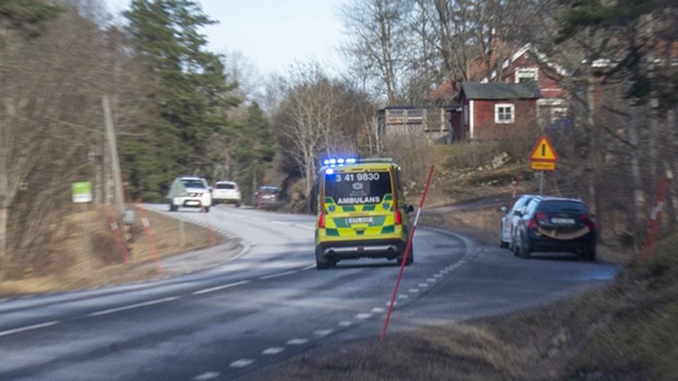 Utryckningstiderna för ambulansen skiljer sig stort mellan de olika kommunerna. 