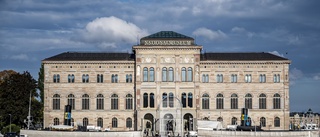 Besökarna återvänder till museerna