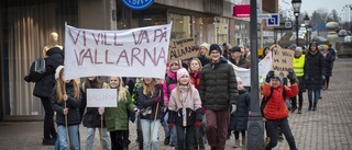 Elever demonstrerade för skolavslutning på Vallarna