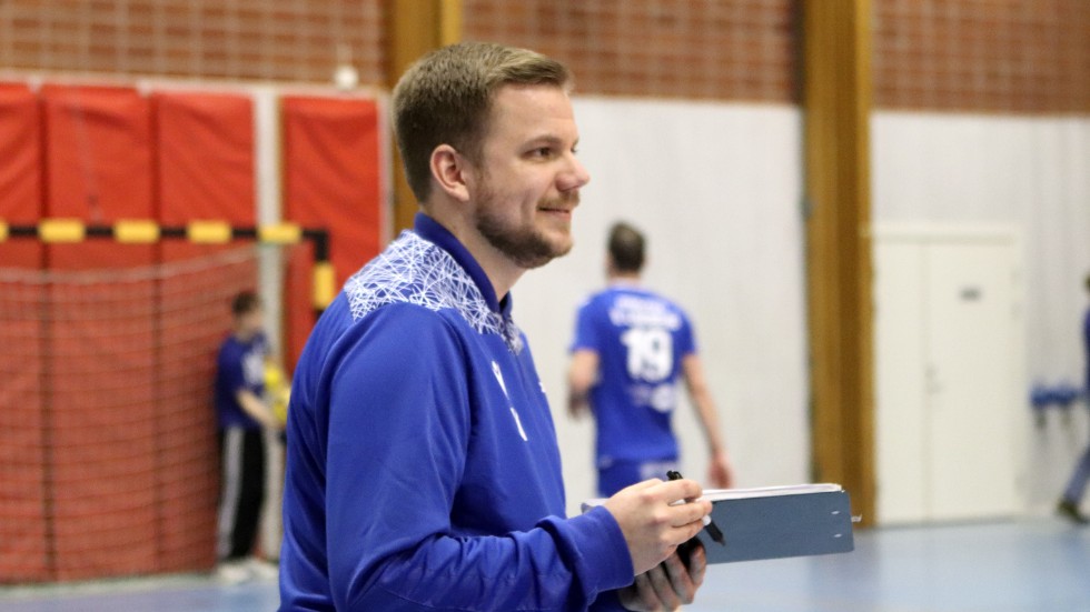 Lukas Karlsson, assisterande coach i VVK.