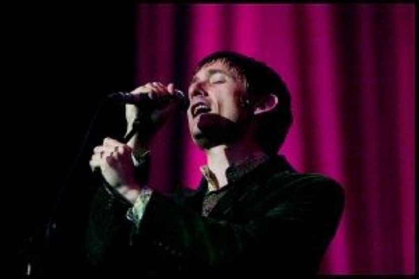 Sverige har fortfarande en sexig aura kring sig. I varje fall om man får tro sångaren Neil Hannon i Divine Comedy. Foto:WATTIE CHEUNG/SCANPIX