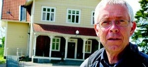 Lokala styrelser blir kvar i skolan