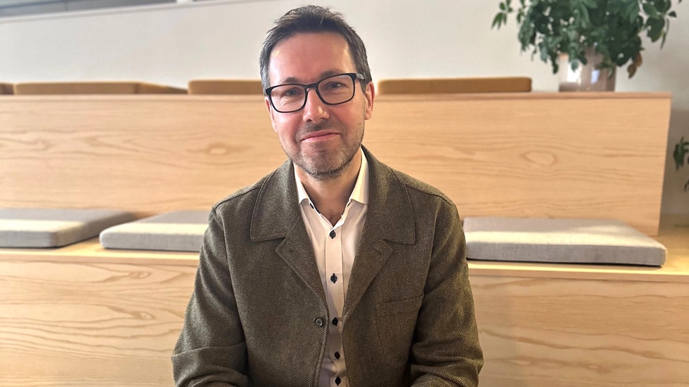 "Nästan alla yrken är ju bristyrken i dag, men om jag ska nämna ett för den som går och funderar på vad hon eller han ska välja så är ett hett tips att utbilda sig till operatör inom industrin" säger Peter Nilsson Sandlund.