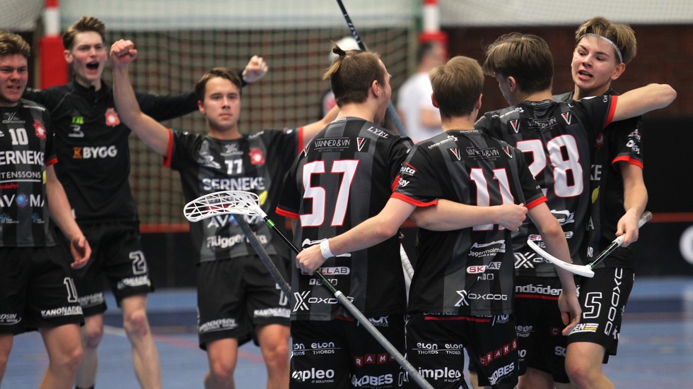 Herrlagets division 1-kval var en av säsongens höjdpunkter för Solfjäderstaden. Nu har klubben haft årsmöte och ordföranden är kvar.