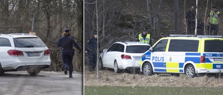 Person sprang mitt på E4 – stort pådrag i skogen