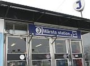 Minst två ordningsvakter på Märsta station