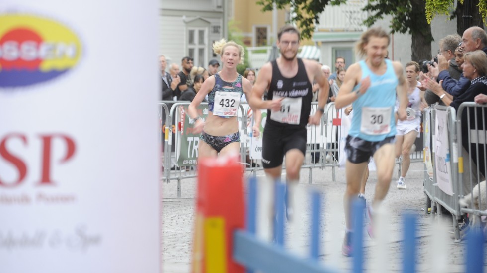 Sanna Mustonen, Hässelby SK, gjorde ett bra slut på Trosa Stadslopp och vann damklassen med en tid på 30.08.