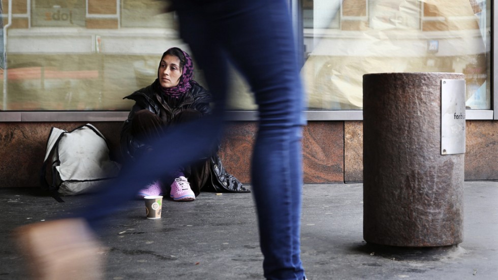 Diskriminering och antiziganism behöver än i dag bekämpas. Men rädslan för stigmatisering får inte osynliggöra hederskulturen.