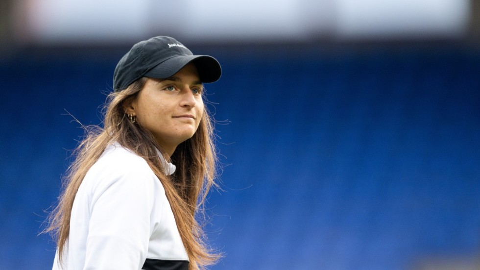 Elena Sadiku tar över Celtic. 