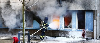 Eld i klädhög trolig orsak till branden