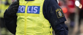 Polis till sjukhus efter attack med grön laser