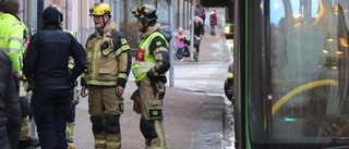 Person påkörd av buss – förd till sjukhus