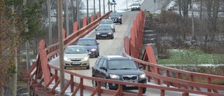 Utredning om Lejonströmsbron. Kan den få en matta på vintern?