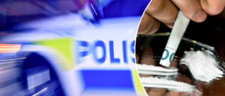 Drogpåverkad 19-åring vred om fingrar på polis vid Österport – förnekar brott