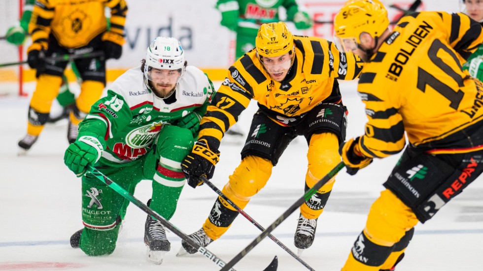 Pär Lindholm vs Dennis Everberg. En tungviktsmatch i matchen.
