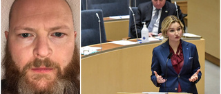 Ovärdiga attacker mot Ebba Busch från S-håll