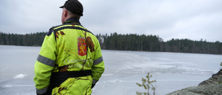 TV: Följ med in i vargreviret: "Här är något i snön"