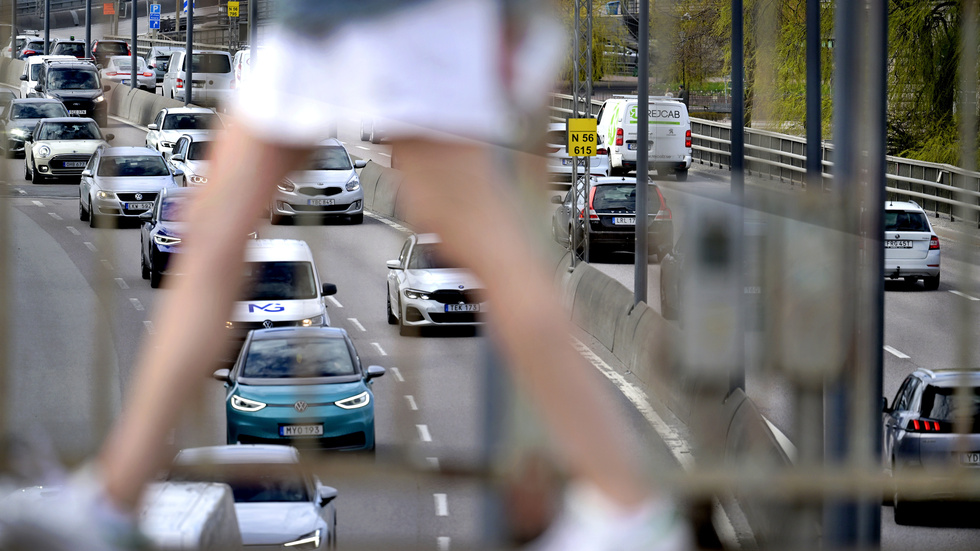 Elbilar kan vara större hot än bensinbilar om du är ute och traskar i trafiken. Arkivbild.