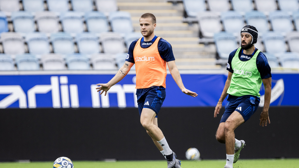 Amadeus Sögaard och Kristoffer Khazeni under en tidigare träning med IFK Norrköping.