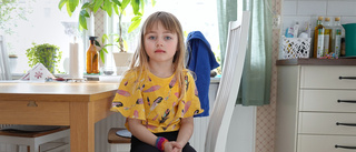 7-åriga Majken kan inte äta sig mätt i skolan: "Blir hungriterad"